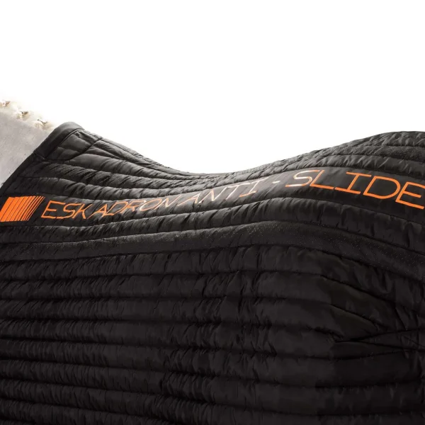 eskadron Anti Slip underdekken, 200 gram* Overgangsdekken & Vinterdekken