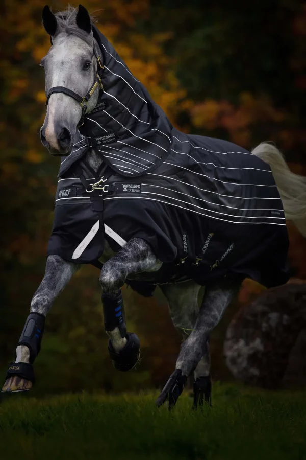 horseware Amigo Bravo 12 Reflectech Plus utedekken med avtakbar hals, 250g* Overgangsdekken & Vinterdekken
