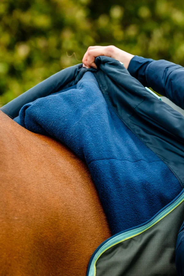 horseware Amigo Hero Ripstop utedekken med fleecefôr, 50g* Regndekken