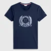 tommyhilfigerequestrian Tommy Hilfiger Equestrian Crest Rhinestone Performance t-skjorte til dame* Skjorter Og Topper